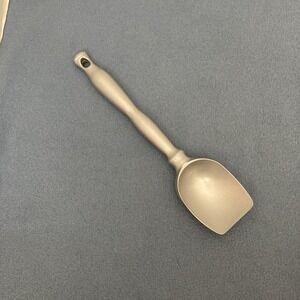 Chefs Silver Stainless Steel Long Handle Contoured Ice Cream Scoop (Shovel)